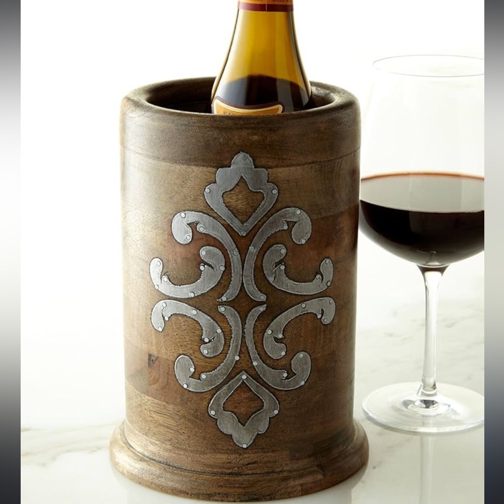The GG COLLECTION wine Chiller. Never used.
